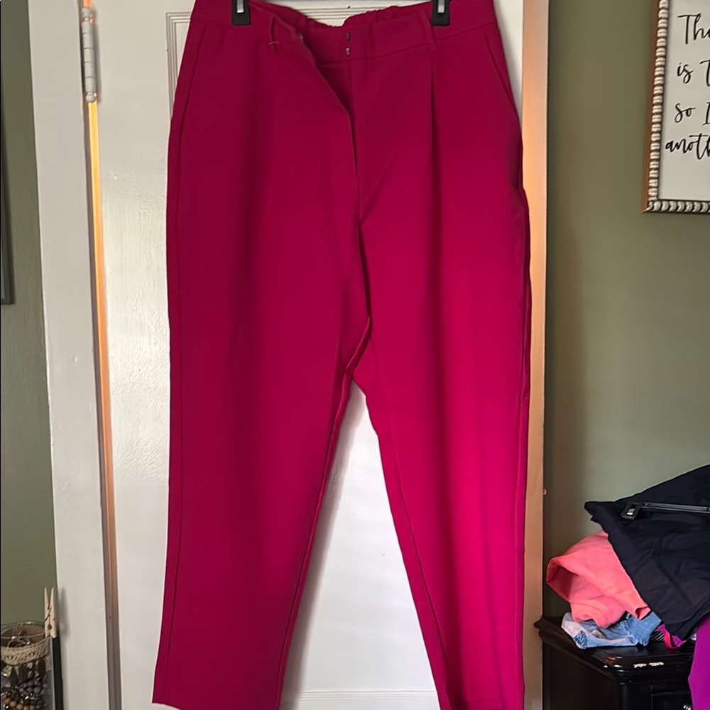Old Navy Women's Pink Trousers
